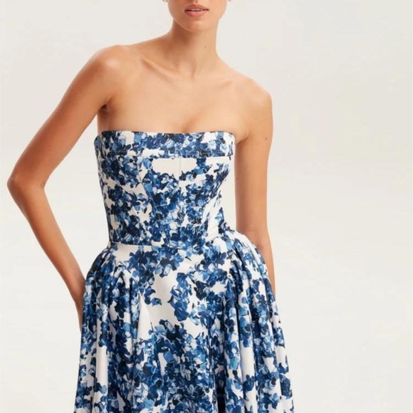 Strapless Three-Dimensional Cut Long Temperament Dresses Bridesmaid Prom Evening - Picture 2 of 3